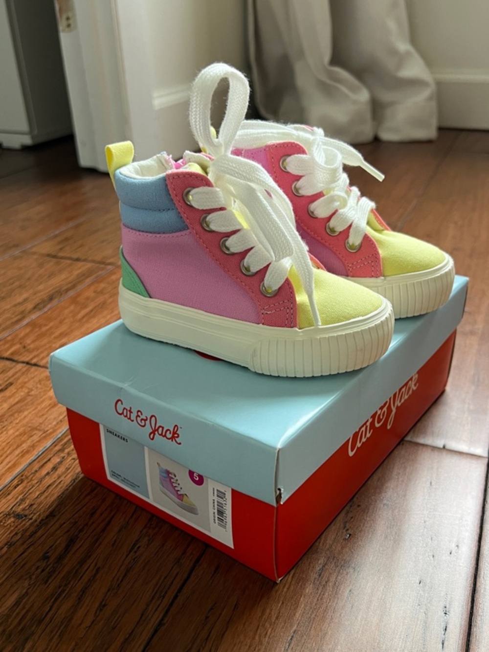 New Cat & Jack Toddler Girl Multi-Color High-Top Sneakers Sz. 5